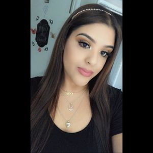 Meet your Posher, Daniela